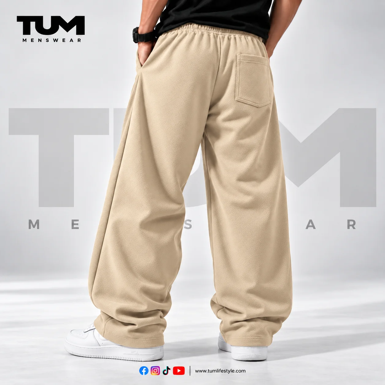 TUM Semi Baggy Beige