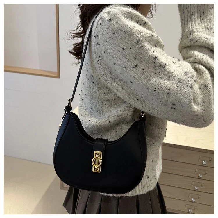 Ladies shoulder bag image 2