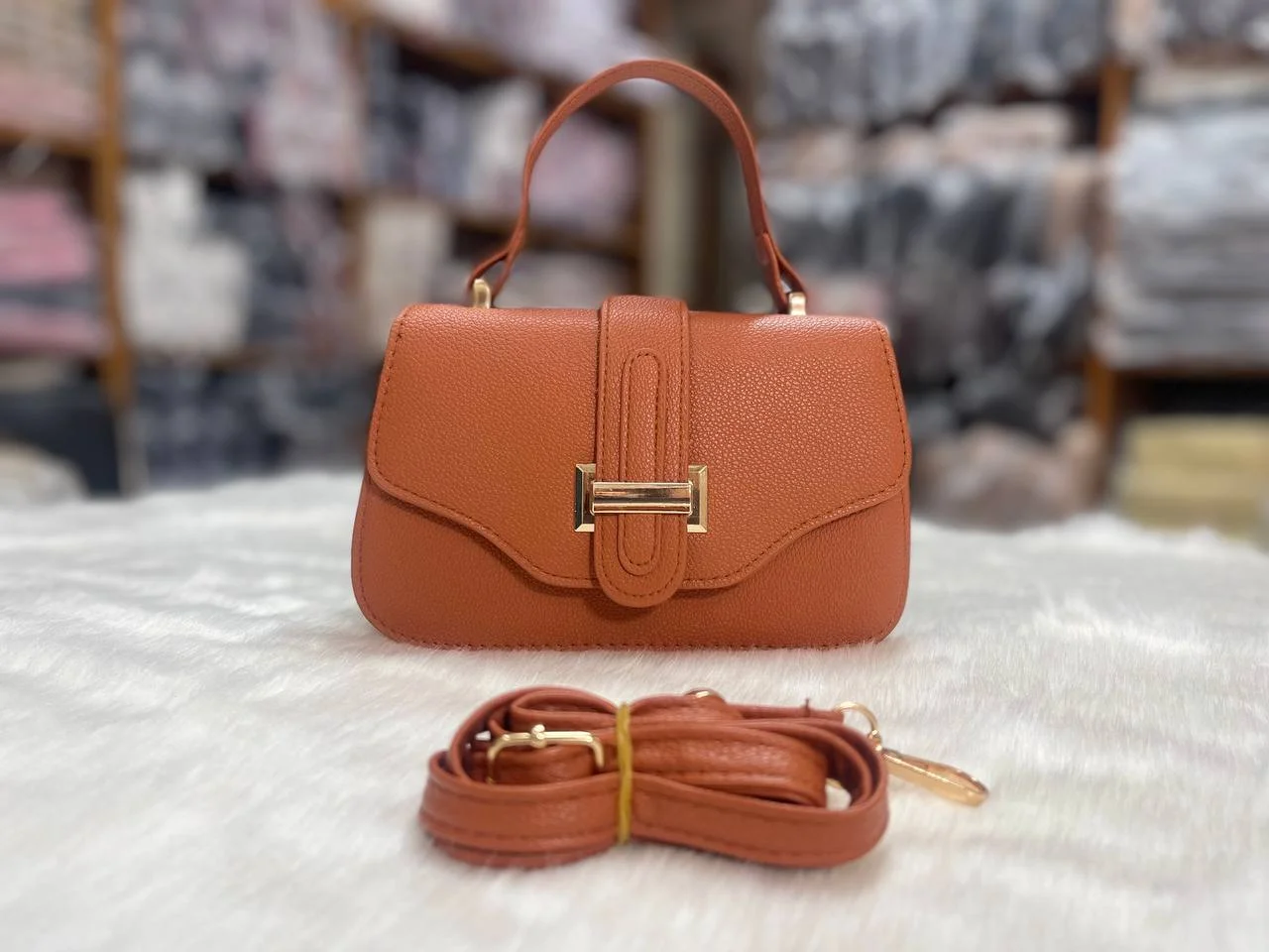 Classic Structured Satchel Handbag - Elegant Shoulder Bag with Gold Detail image 2