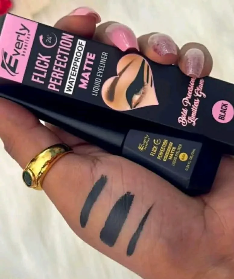 Everly 24H Waterproof Liquid Eyeliner image 2