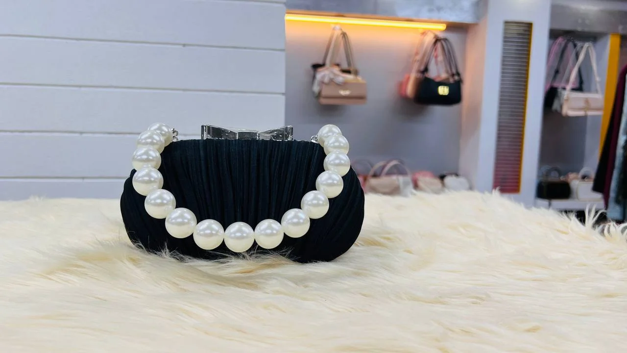 Pearl Handle Pleated Clutch Bag for Women image 4
