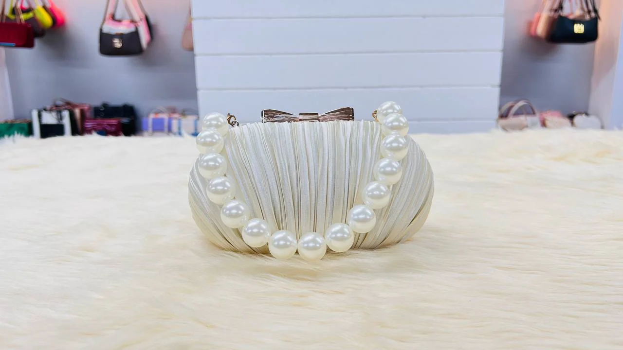 Pearl Handle Pleated Clutch Bag for Women image 2