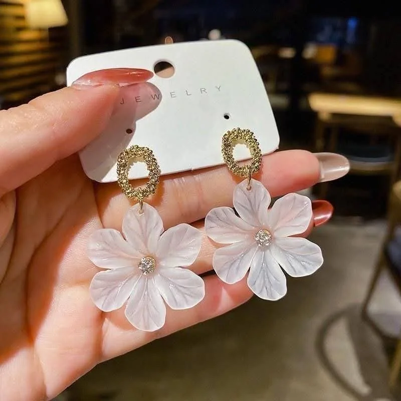 6 Pairs Gold-Plated Fashion Earrings Set for Women | Pearl & Butterfly Earrings