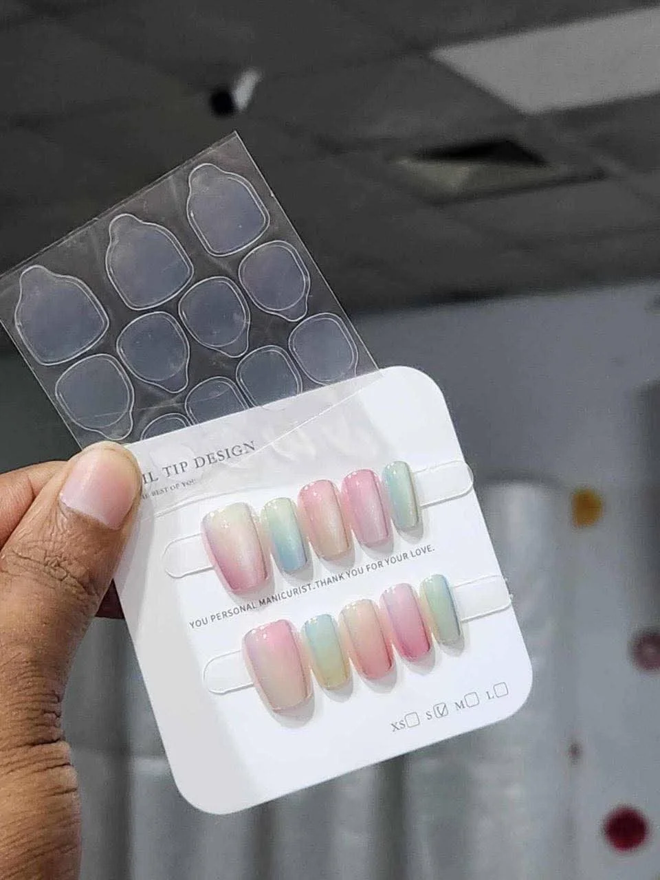 Gradient Press On Nails | Reusable Ombre Fake Nail Set image 3