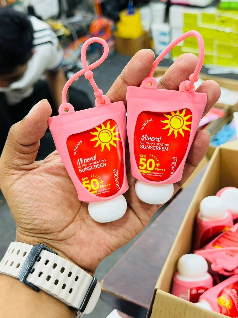 Bioaqua Mini Mineral Ultra-Hydrating Sunscreen SPF 50+ PA++++ | Portable Sun Protection image 5