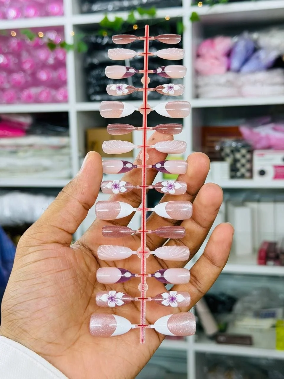 30 Pieces Cat's Eye French Fake Nails | Reusable Press-On Nails