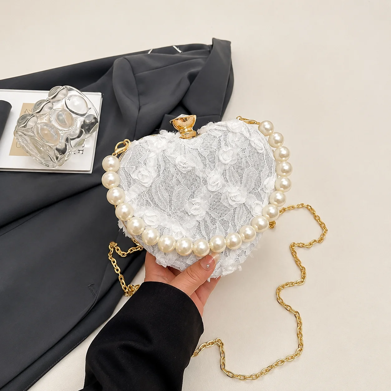 Elegant Pearl Ladies Clutch image 4