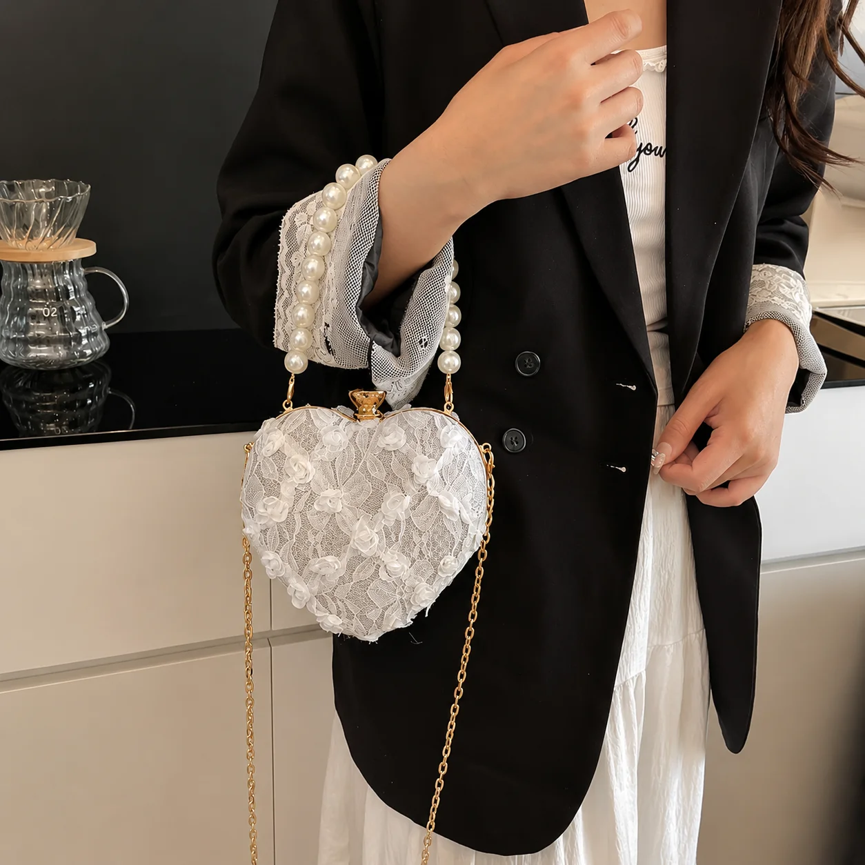 Elegant Pearl Ladies Clutch image 7