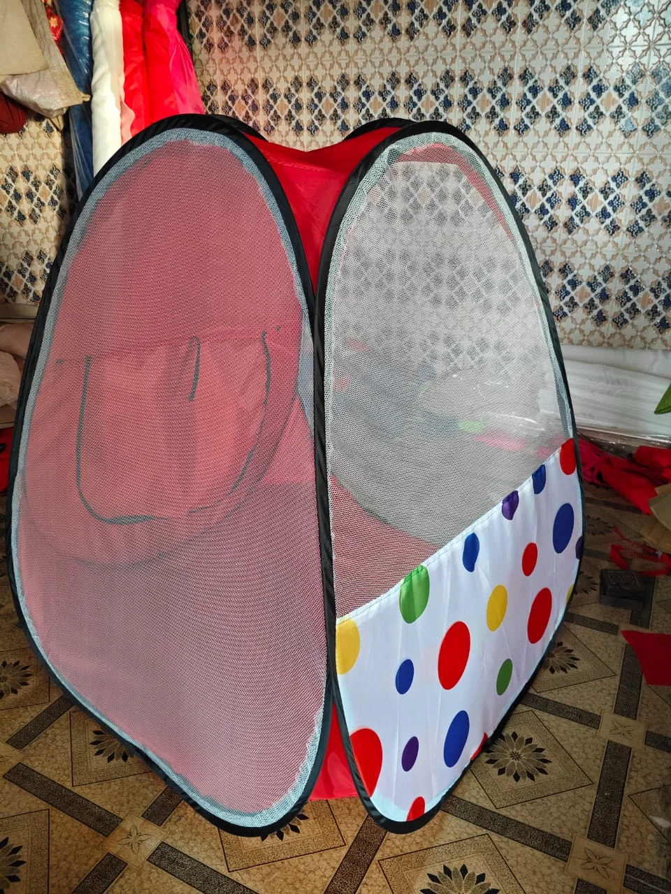 444. Big size Play Tent House for kids with Colorful Balls - 50pcs
