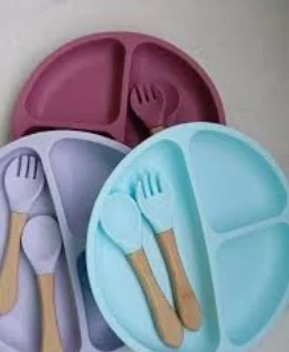 Silicon Baby Feeding Plate Set With cover.