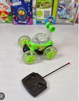 Rechargeable Green Stunt Remote Control Car with 360° Flip Action