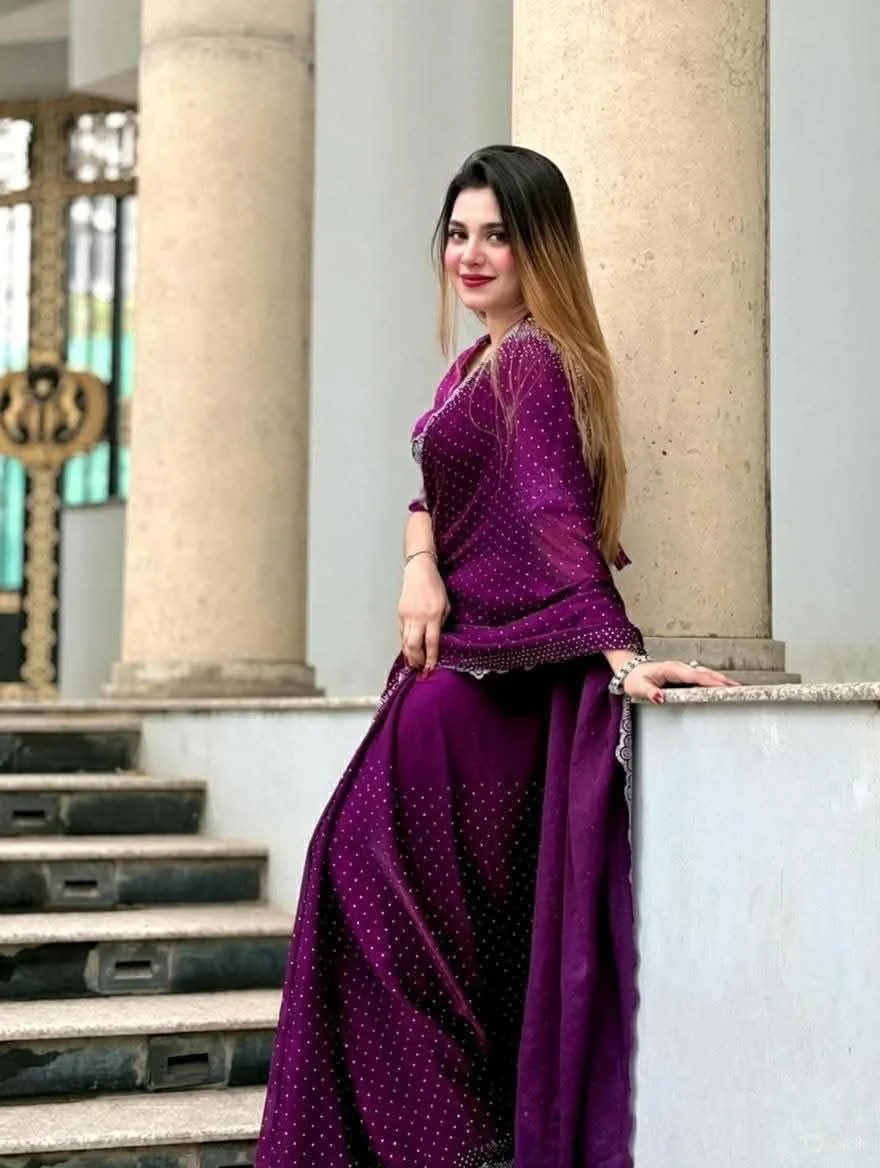 Georgette Saree with Blouse Piece