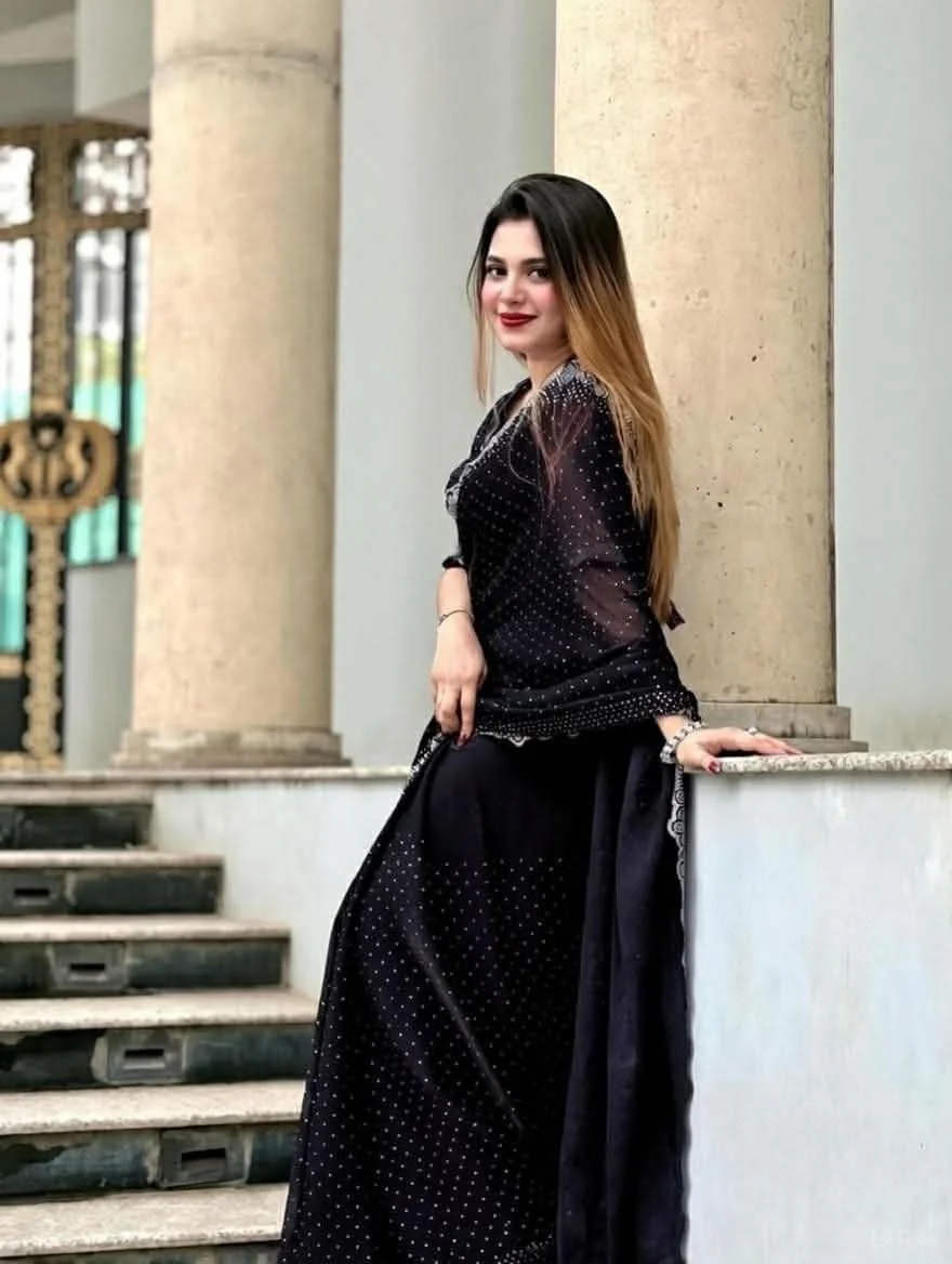 Georgette Saree with Blouse Piece