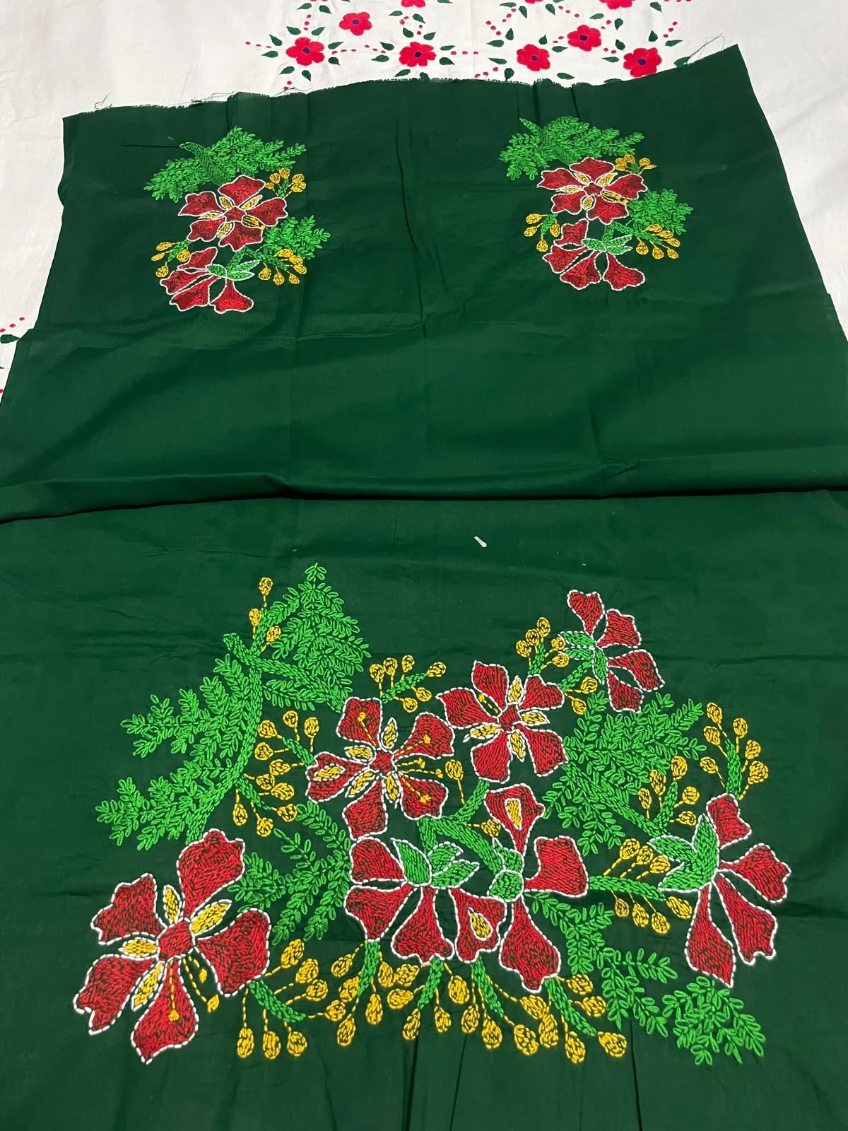 কৃষ্ণচূড়া ব্লাউজ