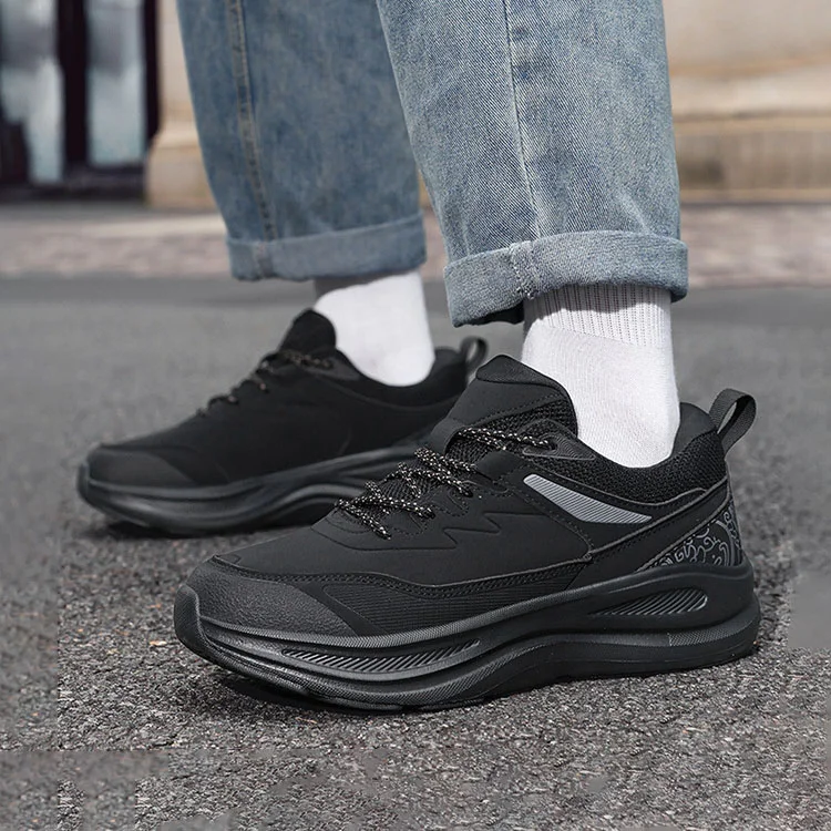 Soft-Soled Outdoor Casual Running Shoes NFER028 image 2